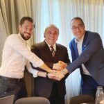 Partnership ACTA S.A. and TÜV AUSTRIA Hellas: f.l.t.r.: Alexander Pesendorfer (TÜV AUSTRIA Mergers & Acquisitions), Ioannis Andronikidis ( CEO ACTA), Ioannis Kallias (CEO TÜV AUSTRIA Hellas) | (C) TÜV AUSTRIA