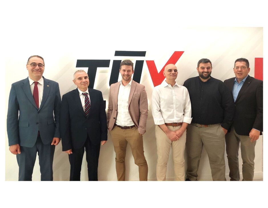 v.l.n.r.: Ioannis Kallias, Elias Parlavantzas, Christoph Vogel, Christos Anthis, George Baras und Konstantinos Gkiokas | (c) TÜV AUSTRIA